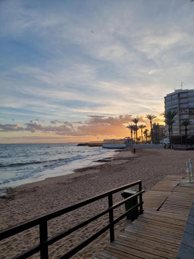 Residenz Habaneras Apartment Torrevieja Bagian luar foto