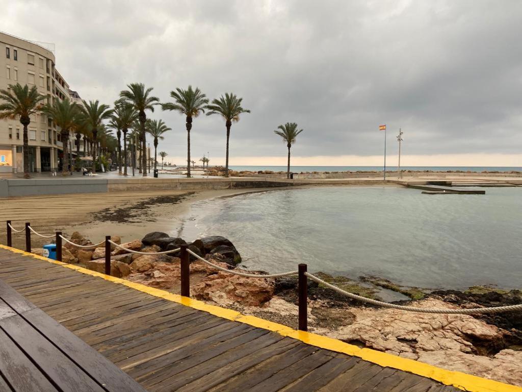Residenz Habaneras Apartment Torrevieja Bagian luar foto